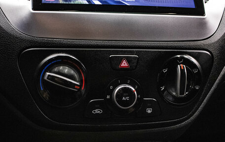 Hyundai Solaris II рестайлинг, 2017 год, 1 099 000 рублей, 18 фотография