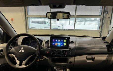 Mitsubishi L200 IV рестайлинг, 2007 год, 1 000 000 рублей, 15 фотография