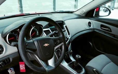 Chevrolet Cruze II, 2009 год, 649 000 рублей, 9 фотография