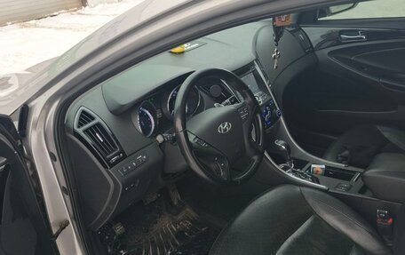 Hyundai Sonata VI, 2012 год, 1 250 000 рублей, 9 фотография