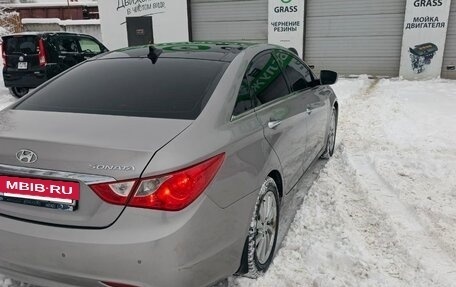 Hyundai Sonata VI, 2012 год, 1 250 000 рублей, 2 фотография