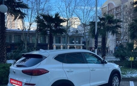 Hyundai Tucson III, 2018 год, 2 190 000 рублей, 3 фотография