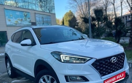 Hyundai Tucson III, 2018 год, 2 190 000 рублей, 2 фотография