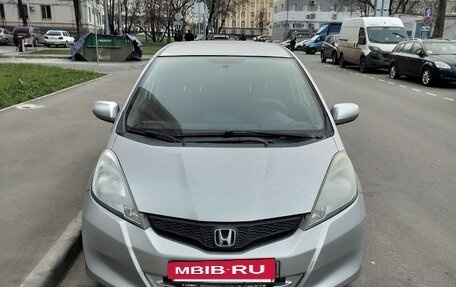 Honda Jazz II рестайлинг, 2011 год, 790 000 рублей, 2 фотография