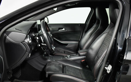 Mercedes-Benz GLA, 2016 год, 1 845 000 рублей, 10 фотография