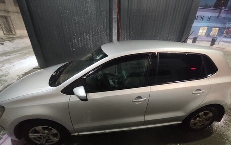 Volkswagen Polo VI (EU Market), 2011 год, 700 000 рублей, 3 фотография