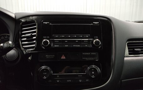 Mitsubishi Outlander III рестайлинг 3, 2012 год, 1 210 000 рублей, 12 фотография