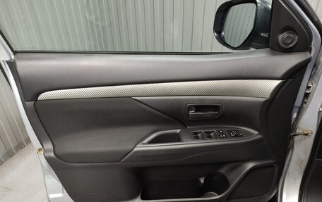 Mitsubishi Outlander III рестайлинг 3, 2012 год, 1 210 000 рублей, 14 фотография