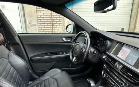 KIA Optima IV, 2018 год, 1 990 000 рублей, 12 фотография