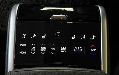 Toyota Camry, 2019 год, 2 600 000 рублей, 9 фотография