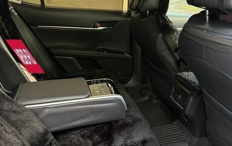 Toyota Camry, 2019 год, 2 600 000 рублей, 8 фотография