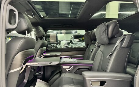 Mercedes-Benz V-Класс, 2025 год, 14 290 000 рублей, 21 фотография