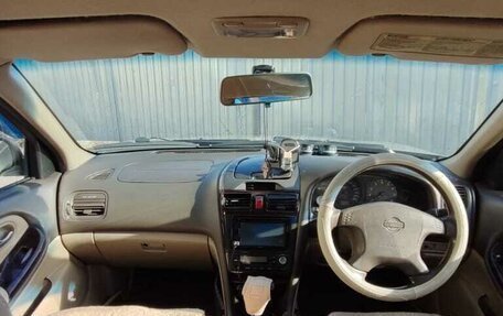 Nissan Cefiro III, 2000 год, 370 000 рублей, 11 фотография