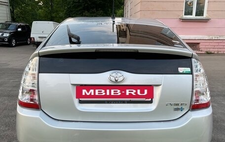 Toyota Prius, 2009 год, 815 000 рублей, 4 фотография