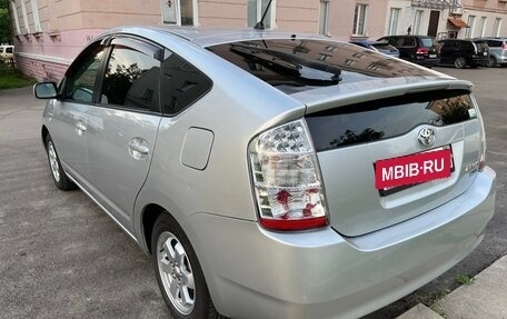 Toyota Prius, 2009 год, 815 000 рублей, 3 фотография