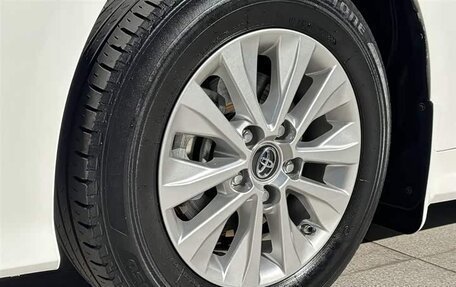 Toyota Corolla, 2022 год, 1 103 000 рублей, 10 фотография