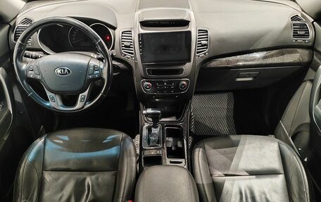 KIA Sorento II рестайлинг, 2017 год, 1 962 000 рублей, 10 фотография