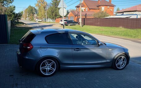 BMW 1 серия, 2009 год, 1 000 000 рублей, 1 фотография