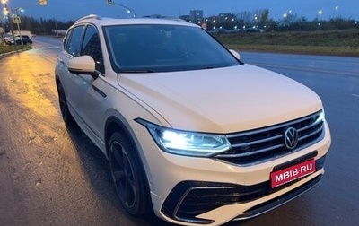 Volkswagen Tiguan II, 2021 год, 4 250 000 рублей, 1 фотография