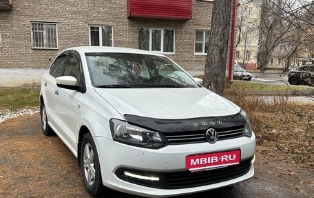 Volkswagen Polo VI (EU Market), 2014 год, 1 100 000 рублей, 1 фотография