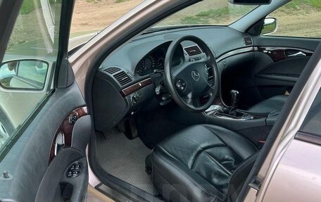 Mercedes-Benz E-Класс, 2005 год, 760 000 рублей, 7 фотография