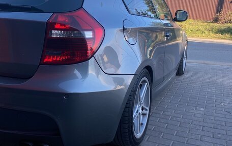 BMW 1 серия, 2009 год, 1 000 000 рублей, 4 фотография
