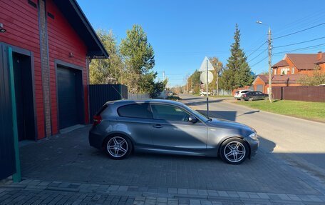 BMW 1 серия, 2009 год, 1 000 000 рублей, 3 фотография