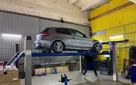 BMW 1 серия, 2009 год, 1 000 000 рублей, 13 фотография