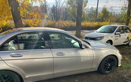 Mercedes-Benz C-Класс, 2007 год, 1 000 000 рублей, 5 фотография