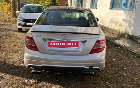 Mercedes-Benz C-Класс, 2007 год, 1 000 000 рублей, 3 фотография