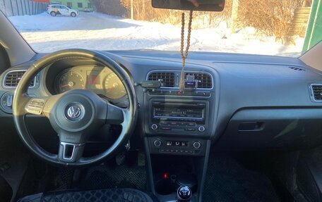 Volkswagen Polo VI (EU Market), 2011 год, 670 000 рублей, 13 фотография