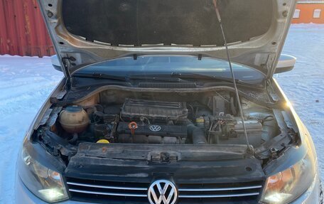 Volkswagen Polo VI (EU Market), 2011 год, 670 000 рублей, 16 фотография