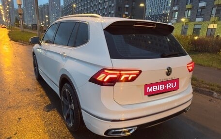 Volkswagen Tiguan II, 2021 год, 4 250 000 рублей, 4 фотография