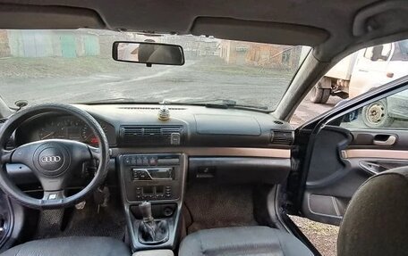 Audi A4, 1998 год, 325 000 рублей, 7 фотография