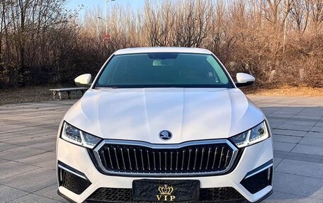 Skoda Octavia IV, 2022 год, 1 589 999 рублей, 2 фотография