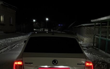 Skoda Rapid I, 2015 год, 710 000 рублей, 4 фотография