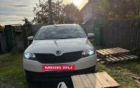 Skoda Rapid I, 2015 год, 710 000 рублей, 7 фотография