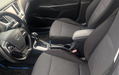 Hyundai Solaris II рестайлинг, 2019 год, 1 250 000 рублей, 12 фотография