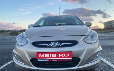 Hyundai Solaris II рестайлинг, 2014 год, 1 050 000 рублей, 3 фотография