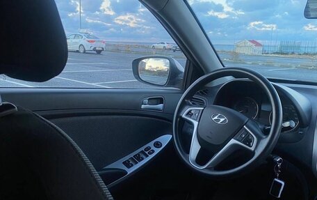 Hyundai Solaris II рестайлинг, 2014 год, 1 050 000 рублей, 6 фотография