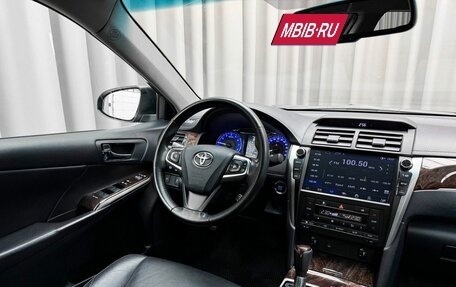 Toyota Camry, 2017 год, 2 190 000 рублей, 7 фотография