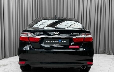 Toyota Camry, 2017 год, 2 190 000 рублей, 5 фотография