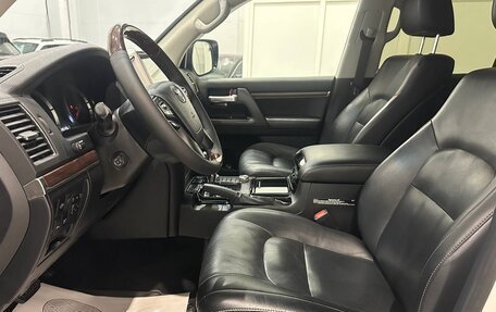 Toyota Land Cruiser 200, 2015 год, 4 950 000 рублей, 7 фотография