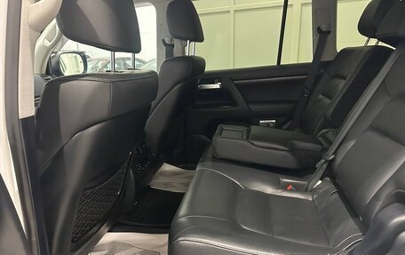 Toyota Land Cruiser 200, 2015 год, 4 950 000 рублей, 9 фотография