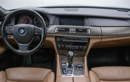 BMW 7 серия, 2009 год, 1 450 000 рублей, 11 фотография