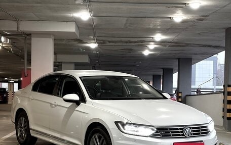 Volkswagen Passat B8 рестайлинг, 2018 год, 2 220 000 рублей, 1 фотография
