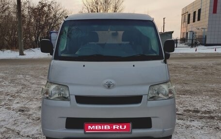 Toyota Lite Ace VI, 2013 год, 750 000 рублей, 1 фотография