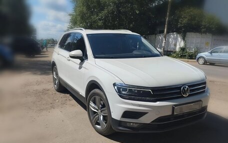 Volkswagen Tiguan II, 2018 год, 3 000 000 рублей, 7 фотография