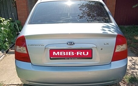 KIA Cerato I, 2004 год, 450 000 рублей, 3 фотография