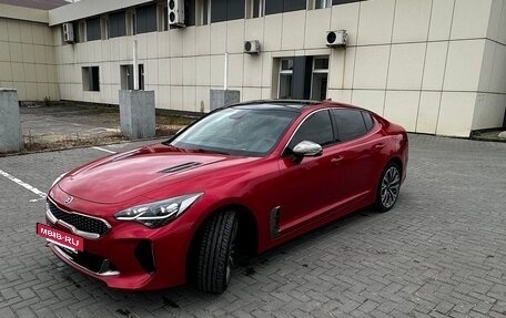 KIA Stinger I, 2018 год, 3 600 000 рублей, 2 фотография